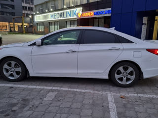 Hyundai Sonata foto 2