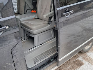 Volkswagen Multivan foto 8