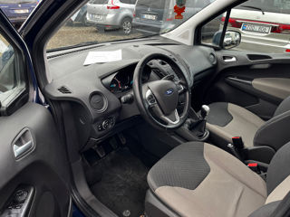 Ford Tourneo Courier foto 8