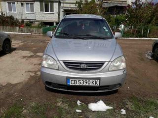 KIA Carens foto 3