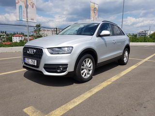 Audi Q3 foto 2