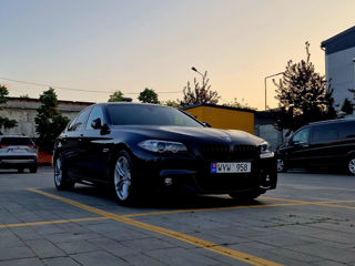 BMW 5 Series foto 8