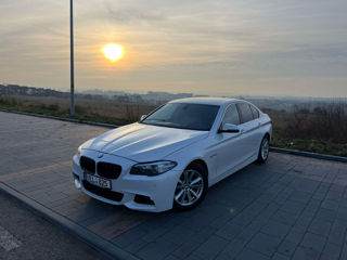 BMW 5 Series foto 7