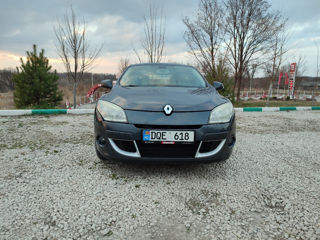 Renault Megane foto 2