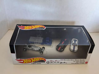 Hot Wheels Premium Jay Leno's Garage Diorama