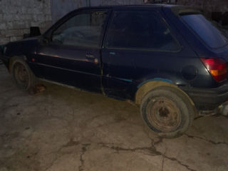 Ford Fiesta foto 5