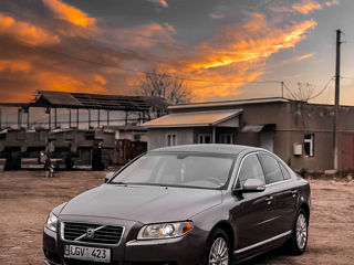 Volvo S80 foto 2