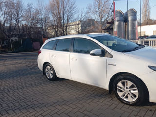 Toyota Auris foto 4