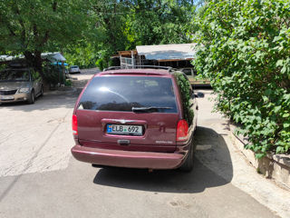 Chrysler Grand Voyager foto 6