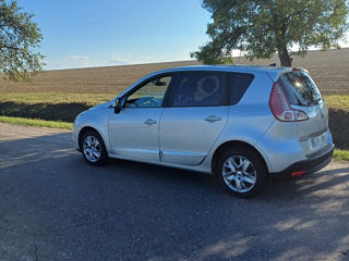 Renault Scenic foto 1