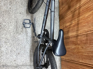 Продам велосипед BMX  foto 1