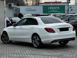 Mercedes C-Class foto 4