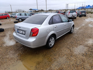 Chevrolet Lacetti foto 2