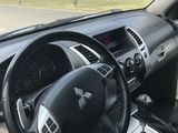 Mitsubishi Pajero Sport foto 6