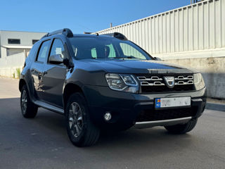 Dacia Duster фото 0