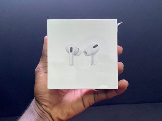 Apple AirPods Pro (2nd Generation) foto 1