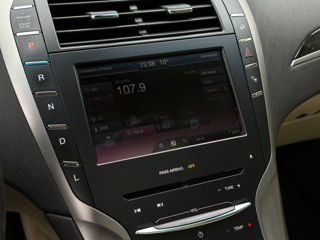Lincoln MKZ фото 11