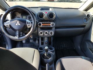 Mitsubishi Colt foto 4