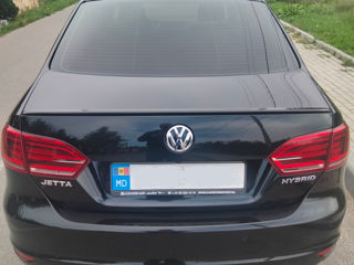 Volkswagen Jetta foto 2