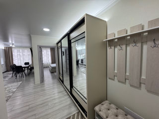 Apartament cu 1 cameră, 56 m², Buiucani, Chișinău foto 2