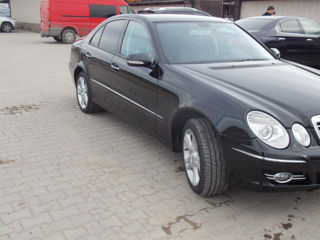 Mercedes E-Class foto 6