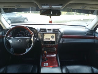 Lexus LS Series foto 5