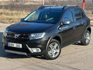 Dacia Sandero Stepway foto 2