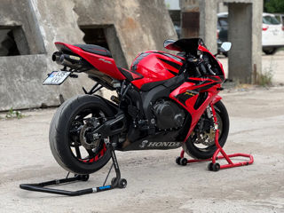 Honda CBR1000RR SC57 фото 3