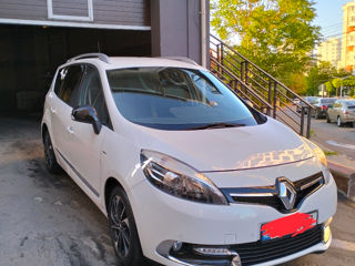 Renault Grand Scenic foto 2