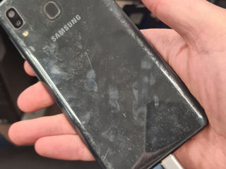 Samsung galaxy a20 la detalii. 100 lei foto 0