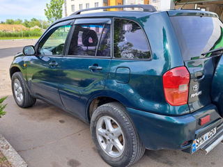 Toyota Rav 4 foto 6