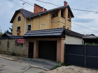 Casa individual centru chirie,/ дом в центре в аренду foto 1