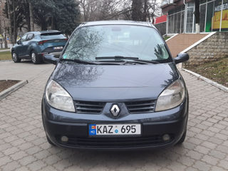 Renault Scenic foto 8