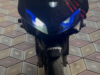 Honda CBR 600rr foto 8