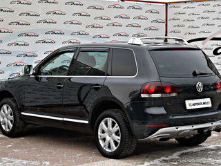 Volkswagen Touareg foto 2