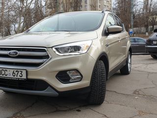 Ford Escape foto 3