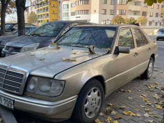 Mercedes Series (W124)