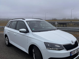 Skoda Fabia foto 2