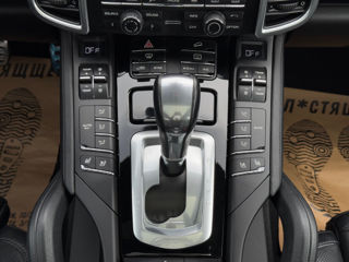 Porsche Cayenne foto 15