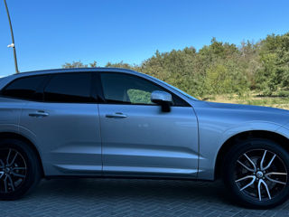 Volvo XC60 foto 2