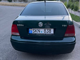 Volkswagen Bora foto 4