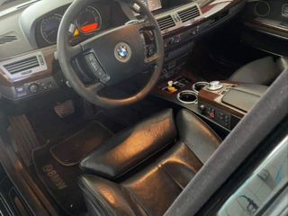 BMW 7 Series foto 7