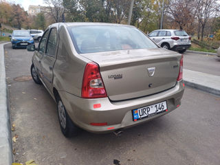 Dacia Logan foto 8