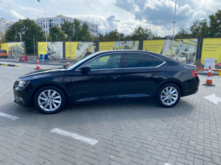 Skoda Superb foto 8