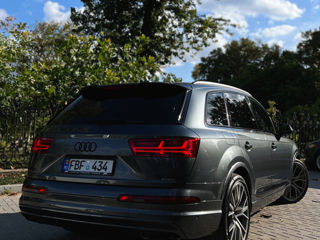 Audi Q7 foto 4