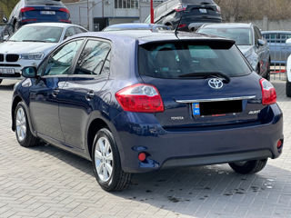 Toyota Auris foto 3