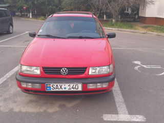 Volkswagen Passat foto 2