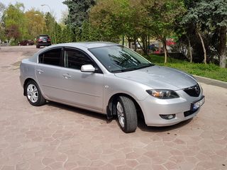 Mazda 3 foto 1