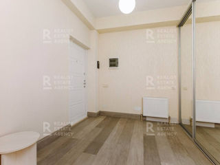 Apartament cu 2 camere, 76 m², Botanica, Chișinău foto 7