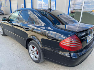 Mercedes E-Class foto 5